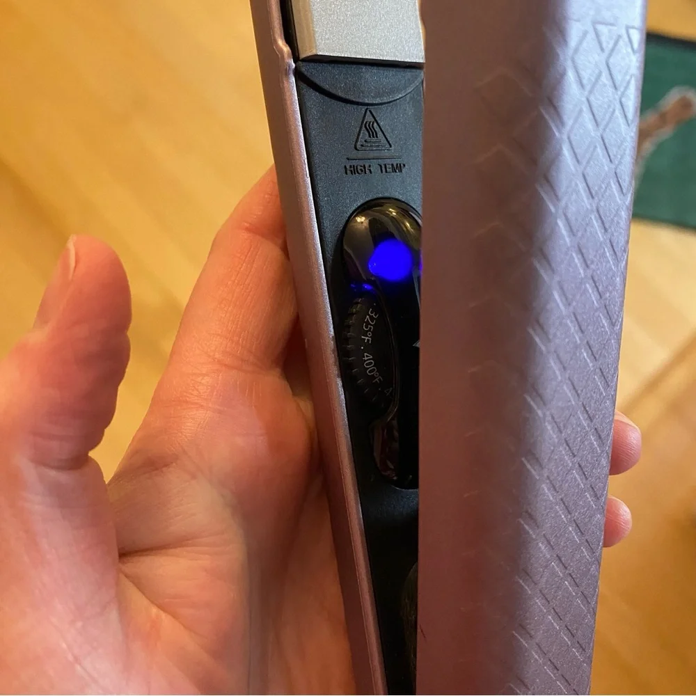 Aria Purple Hair Straightener Flat Iron